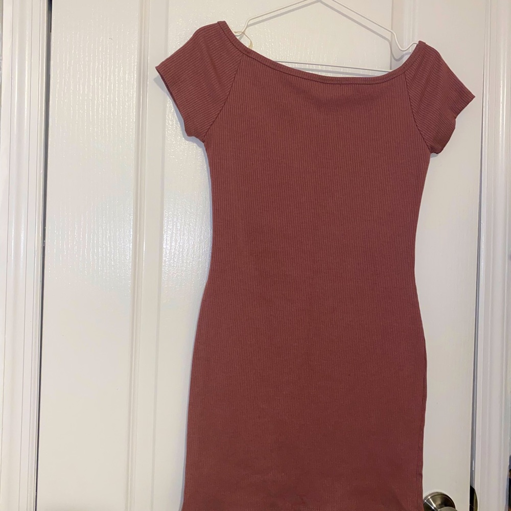 Sleeve dress
